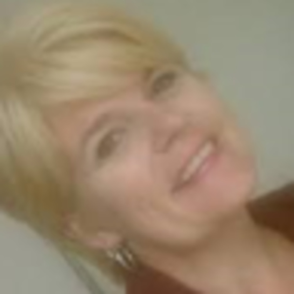 Meet your Posher, Lola